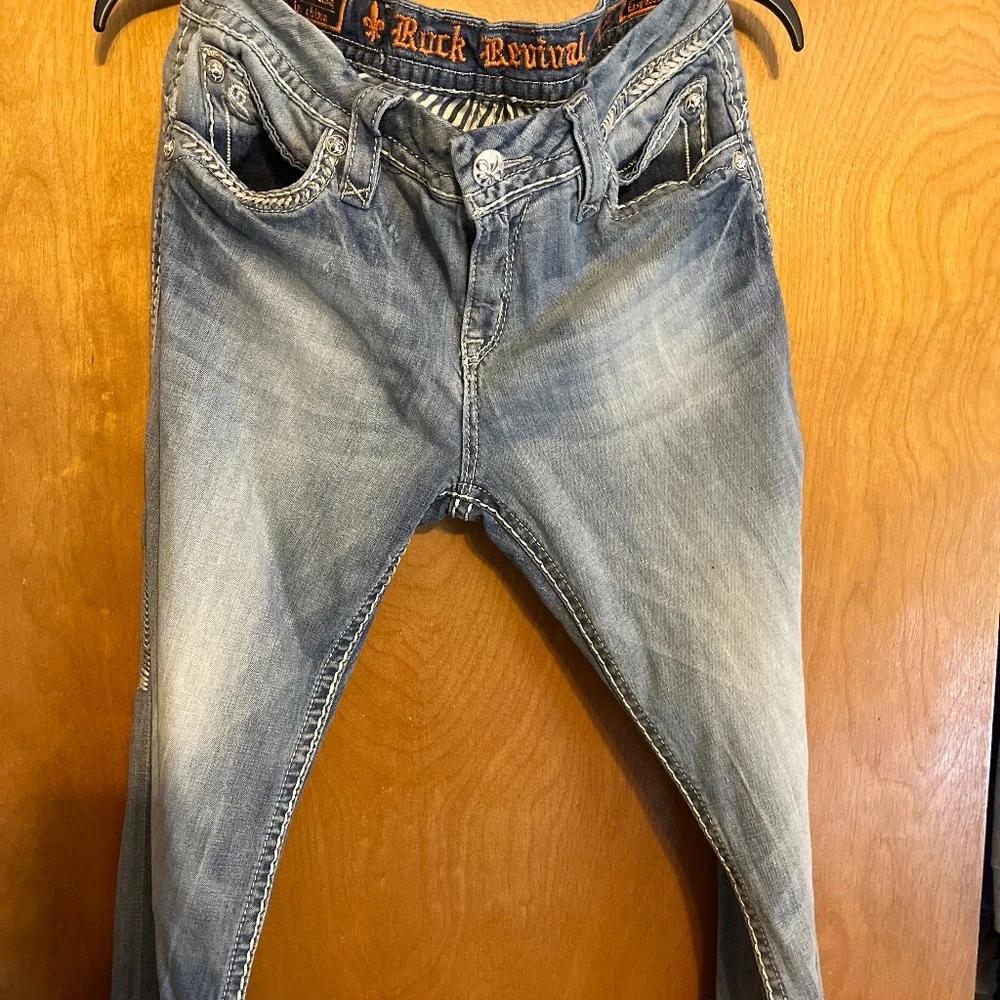 Jeans - Picture 1 of 6